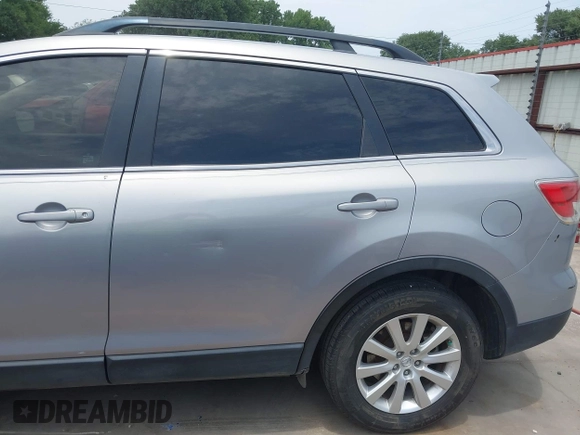 2008 Mazda CX-9 Touring z VIN JM3TB28A080156476, wystawiony jako IAAI lot #42244101 z przebiegiem 274 286 mil mil oraz . Historia ofert i sprzedaży dostępna na DreamBid. Obrazek 21.
