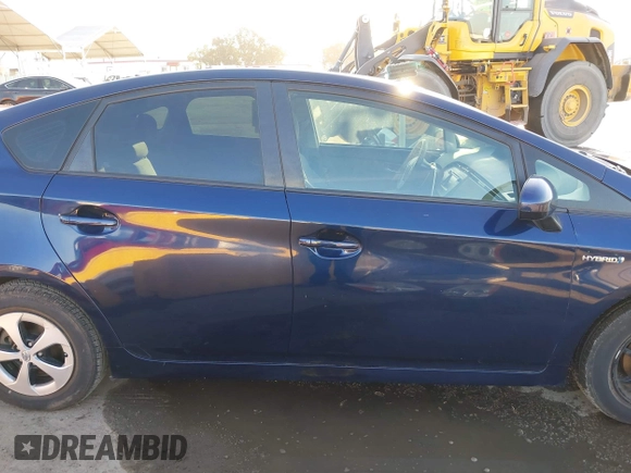 2015 Toyota Prius Four with VIN JTDKN3DU9F0406733, listed as a IAAI auction lot 41841006 with 158,013 mi miles. Bid and sale history available at carsss.com. Image 14.