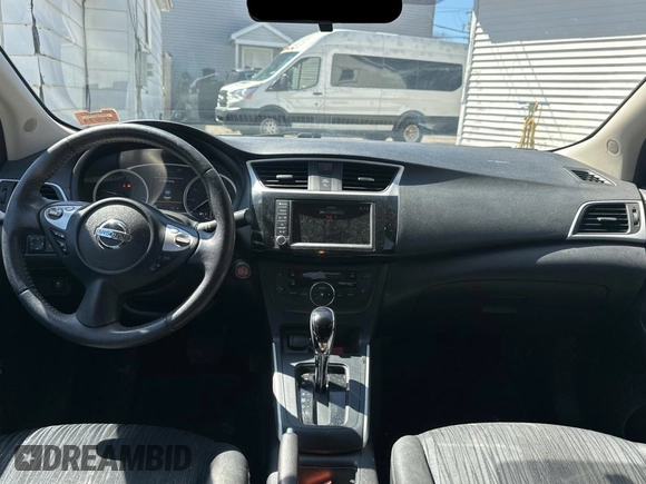 2019 Nissan Sentra SV with VIN 3N1AB7AP1KL611943, listed as a Copart auction lot 52752835 with 226,353 mi miles and Clean Title. Bid and sale history available at carsss.com. Image 9.