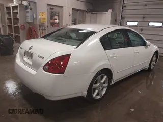 2004 Nissan Maxima SE with VIN 1N4BA41E04C890873, listed as a IAAI auction lot 41468051 with 171,641 mi miles and . Bid and sale history available at DreamBid. Image 4.