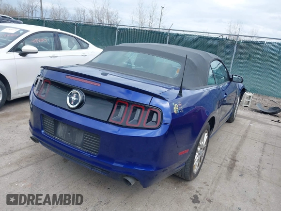 2014 Ford Mustang V6 with VIN 1ZVBP8EM4E5309119, listed as a IAAI auction lot 41767811 with 75,602 mi miles. Bid and sale history available at carsss.com. Image 4.