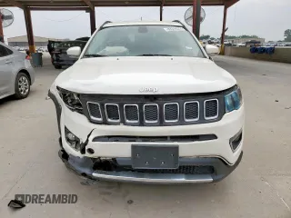 2020 Jeep Compass Limited z VIN 3C4NJCCB4LT122675, wystawiony jako Copart lot #57493495 z przebiegiem 71 533 mil mil oraz Czysty tytuł • Clean title. Historia ofert i sprzedaży dostępna na DreamBid. Obrazek 5.