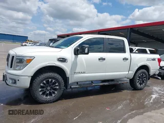 2017 Nissan Titan Platinum Reserve с VIN 1N6AA1E50HN509870, выставлен на аукционе IAAI как лот 42445829 с пробегом 150 369 миль миль и . История ставок и продаж доступна на DreamBid. Изображение 14.