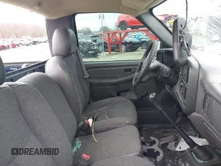 2006 Chevrolet Silverado 1500 Work Truck with VIN 3GCEC14X66G273992, listed as a IAAI auction lot 42093459 with 78,379 mi miles. Bid and sale history available at carsss.com. Image 4.