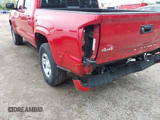 2021 Toyota Tacoma SR z VIN 3TMCZ5AN6MM444433, wystawiony jako IAAI lot #42260193 z przebiegiem 47 351 mil mil oraz . Historia ofert i sprzedaży dostępna na DreamBid. Obrazek 18.