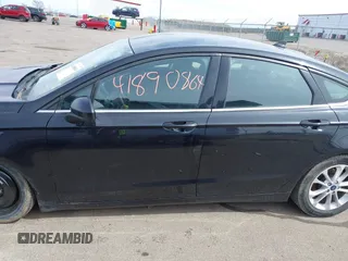 2019 Ford Fusion SE with VIN 3FA6P0H71KR255482, listed as a IAAI auction lot 41890864 with 125,077 mi miles. Bid and sale history available at carsss.com. Image 14.