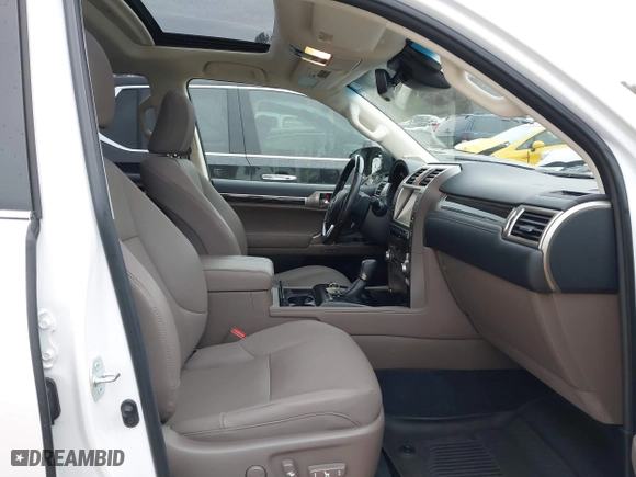 2020 Lexus GX with VIN JTJAM7BX5L5264637, listed as a IAAI auction lot 41541169 with 53,542 mi miles. Bid and sale history available at carsss.com. Image 5.