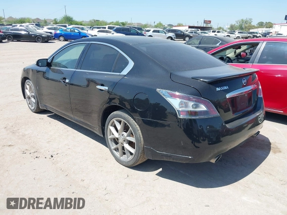 2012 Nissan Maxima S z VIN 1N4AA5AP3CC865015, wystawiony jako IAAI lot #41848424 z przebiegiem 133 011 mil mil oraz . Historia ofert i sprzedaży dostępna na DreamBid. Obrazek 3.