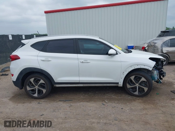 2017 Hyundai Tucson Sport z VIN KM8J33A24HU373555, wystawiony jako IAAI lot #42128819 z przebiegiem 114 084 mil mil oraz . Historia ofert i sprzedaży dostępna na DreamBid. Obrazek 14.