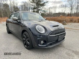 2022 MINI Clubman Cooper S with VIN WMWLV7C06N2R30013, listed as a Copart auction lot 87133304 with 182,647 mi miles and Clean Title. Bid and sale history available at carsss.com. Image 1.