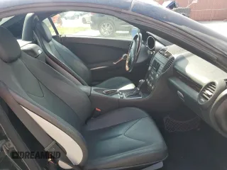 2007 Mercedes-Benz SLK-Class 3.0L with VIN WDBWK54F27F138919, listed as a Copart auction lot 72077514 with 64,519 mi miles and Salvage Title. Bid and sale history available at carsss.com. Image 10.