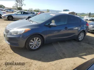 2016 Kia Forte LX z VIN KNAFX4A60G5507183, wystawiony jako Copart lot #50055765 z przebiegiem 170 875 mil mil oraz Szkoda całkowita • Salvage title. Historia ofert i sprzedaży dostępna na DreamBid. Obrazek 1.
