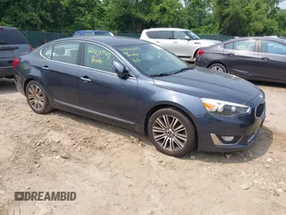 2014 Kia Cadenza Premium z VIN KNALN4D70E5129957, wystawiony jako IAAI lot #42410349 z przebiegiem 217 570 mil mil oraz . Historia ofert i sprzedaży dostępna na DreamBid. Obrazek 1.