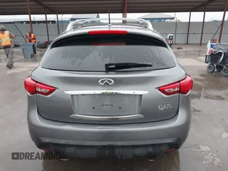 2015 Infiniti QX70 с VIN JN8CS1MUXFM380576, выставлен на аукционе IAAI как лот 41516132 с пробегом 109 662 миль миль и . История ставок и продаж доступна на DreamBid. Изображение 17.