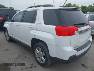 2015 GMC Terrain SLE z VIN 2GKALREK1F6393411, wystawiony jako IAAI lot #42380107 z przebiegiem 111 758 mil mil oraz . Historia ofert i sprzedaży dostępna na DreamBid. Obrazek 3.