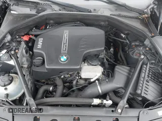 2014 BMW 5 Series 528i xDrive z VIN WBA5A7C53ED614914, wystawiony jako IAAI lot #42509306 z przebiegiem 137 903 mil mil oraz . Historia ofert i sprzedaży dostępna na DreamBid. Obrazek 10.