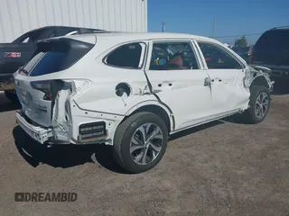 2022 Subaru Outback Touring XT with VIN 4S4BTGPD9N3276423, listed as a IAAI auction lot 42310970 with 8,266 mi miles and . Bid and sale history available at DreamBid. Image 4.
