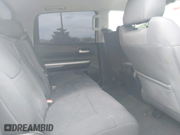 2016 Toyota Tundra SR5 z VIN 5TFDW5F15GX491017, wystawiony jako IAAI lot #42033427 z przebiegiem 97 290 mil mil oraz . Historia ofert i sprzedaży dostępna na DreamBid. Obrazek 8.