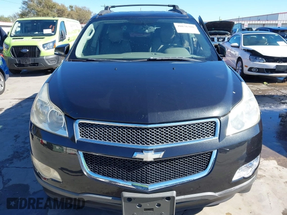 2011 Chevrolet Traverse 1LT z VIN 1GNKRGED3BJ373931, wystawiony jako IAAI lot #40876388 z przebiegiem 234 394 mil mil oraz . Historia ofert i sprzedaży dostępna na DreamBid. Obrazek 12.