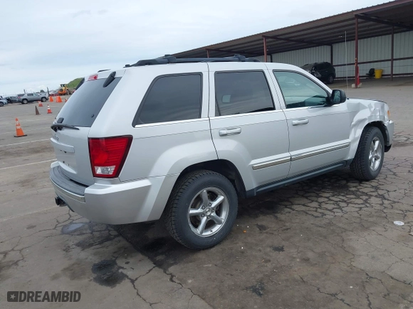 2007 Jeep Grand Cherokee Limited with VIN 1J8HR58N57C532416, listed as a IAAI auction lot 41719729 with 169,154 mi miles. Bid and sale history available at carsss.com. Image 4.