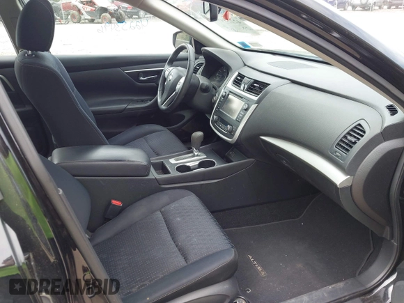 2016 Nissan Altima SR z VIN 1N4AL3AP6GC241150, wystawiony jako IAAI lot #42253496 z przebiegiem 68 588 mil mil oraz . Historia ofert i sprzedaży dostępna na DreamBid. Obrazek 5.