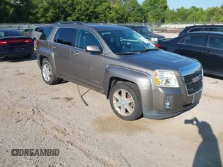 2011 GMC Terrain SLT-1 z VIN 2CTFLVEC6B6417767, wystawiony jako IAAI lot #42849445 z przebiegiem 139 829 mil mil oraz . Historia ofert i sprzedaży dostępna na DreamBid. Obrazek 1.