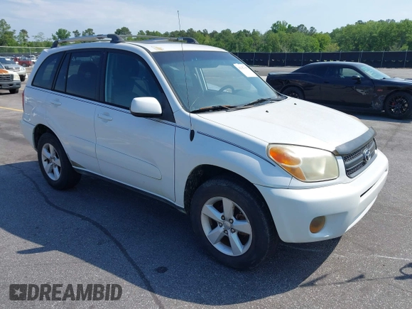 2005 Toyota RAV4 with VIN JTEGD20V350084568, listed as a IAAI auction lot 42127157 with 252,562 mi miles. Bid and sale history available at carsss.com. Image 1.