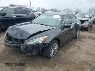 2012 Honda Accord EX z VIN 1HGCP3F70CA003446, wystawiony jako IAAI lot #42041395 z przebiegiem 195 895 mil mil oraz . Historia ofert i sprzedaży dostępna na DreamBid. Obrazek 6.
