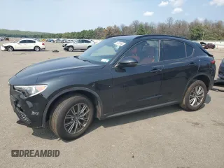 2022 Alfa Romeo Stelvio Sprint z VIN ZASPAKAN1N7D31810, wystawiony jako Copart lot #67233464 z przebiegiem 13 553 mil mil oraz Szkody całkowita. Historia ofert i sprzedaży dostępna na DreamBid. Obrazek 1.