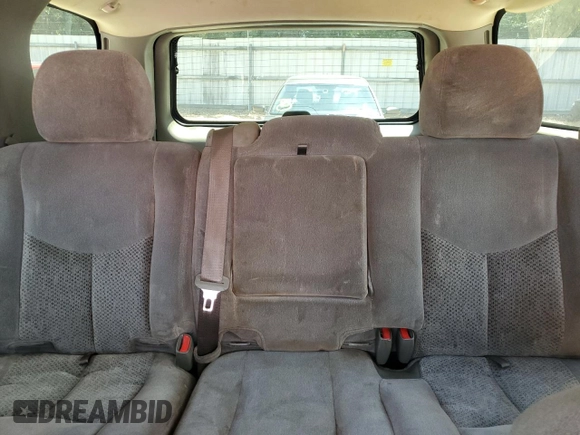 2005 Chevrolet Tahoe LS with VIN 1GNEC13VX5R275279, listed as a Copart auction lot 55914985 with 145,629 mi miles and Clean Title. Bid and sale history available at DreamBid. Image 10.