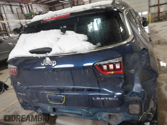 2017 Jeep Compass Limited z VIN 3C4NJDCB7HT679559, wystawiony jako IAAI lot #41628546 z przebiegiem 106 704 mil mil oraz . Historia ofert i sprzedaży dostępna na DreamBid. Obrazek 16.