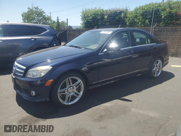 2008 Mercedes-Benz C 300 Sport z VIN WDDGF54X88F055375, wystawiony jako Copart lot #57657925 z przebiegiem 87 558 mil mil oraz Szkoda całkowita • Salvage title. Historia ofert i sprzedaży dostępna na DreamBid. Obrazek 1.