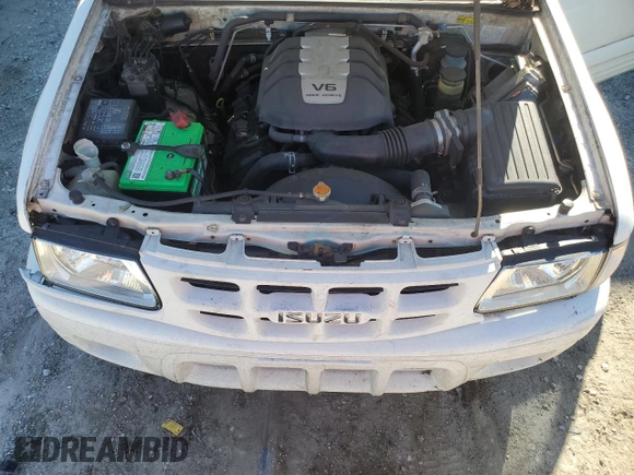 2001 Isuzu Rodeo S with VIN 4S2CK58W514310849, listed as a Copart auction lot 89221945 with 138,720 mi miles and Salvage title. Bid and sale history available at DreamBid. Image 13.