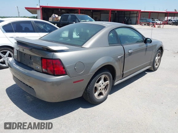 2002 Ford Mustang Standard с VIN 1FAFP40482F106251, выставлен на аукционе IAAI как лот 42262810 с пробегом 208 613 миль миль и . История ставок и продаж доступна на DreamBid. Изображение 4.