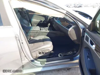 2015 Hyundai Genesis 3.8L with VIN KMHGN4JEXFU046126, listed as a IAAI auction lot 41773732 with 1 mi miles. Bid and sale history available at carsss.com. Image 5.