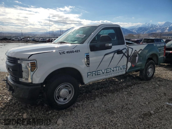 2019 Ford Super Duty F-250 SRW XL with VIN 1FTBF2A61KEE66449, listed as a Copart auction lot 87896505 with 106,429 mi miles and Salvage Title. Bid and sale history available at carsss.com. Image 1.
