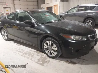 2009 Honda Accord EX z VIN 1HGCS12779A024926, wystawiony jako IAAI lot #42110915 z przebiegiem 240 899 mil mil oraz . Historia ofert i sprzedaży dostępna na DreamBid. Obrazek 1.