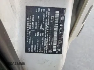 2010 Ford Transit Connect XLT z VIN NM0LS7DN7AT002184, wystawiony jako Copart lot #58227265 z przebiegiem 331 392 mil mil oraz Czysty tytuł • Clean title. Historia ofert i sprzedaży dostępna na DreamBid. Obrazek 12.