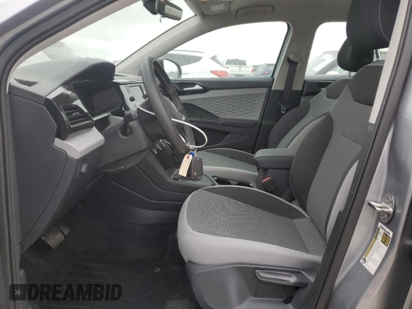 2023 Volkswagen Taos S с VIN 3VVCX7B24PM305607, выставлен на аукционе Copart как лот 51692665 с пробегом 16 871 миль миль и Списание • Salvage title. История ставок и продаж доступна на DreamBid. Изображение 7.