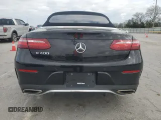 2018 Mercedes-Benz E 400 z VIN WDD1K6FB7JF053907, wystawiony jako Copart lot #49789705 z przebiegiem 67 807 mil mil oraz Czysty tytuł • Clean title. Historia ofert i sprzedaży dostępna na DreamBid. Obrazek 6.