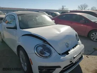 2018 Volkswagen Beetle SE with VIN 3VWJD7AT9JM728177, listed as a Copart auction lot 42438515 with 0 mi miles and Salvage Title. Bid and sale history available at carsss.com. Image 10.