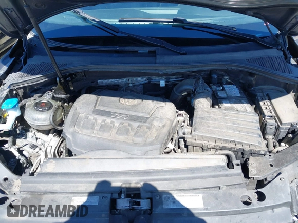 2019 Volkswagen Tiguan S z VIN 3VV1B7AX0KM043032, wystawiony jako IAAI lot #41862179 z przebiegiem 154 440 mil mil oraz . Historia ofert i sprzedaży dostępna na DreamBid. Obrazek 10.