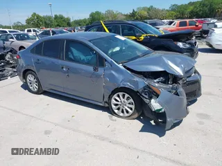 2022 Toyota Corolla LE with VIN 5YFVPMAE2NP369801, listed as a IAAI auction lot 41902625 with 24,182 mi miles. Bid and sale history available at carsss.com. Image 1.