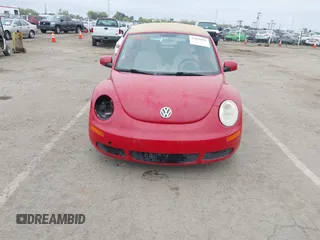 2009 Volkswagen Beetle S with VIN 3VWRF31Y59M401630, listed as a IAAI auction lot 42056891 with Not Provided miles and . Bid and sale history available at DreamBid. Image 6.