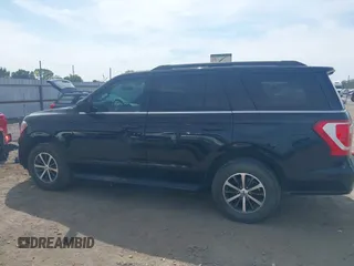2019 Ford Expedition XLT with VIN 1FMJU1HT5KEA84864, listed as a IAAI auction lot 40174691 with 119,758 mi miles. Bid and sale history available at carsss.com. Image 14.