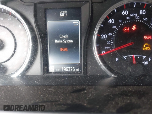 2017 Toyota Camry XLE with VIN 4T1BF1FK5HU344817, listed as a IAAI auction lot 42011843 with 196,326 mi miles. Bid and sale history available at carsss.com. Image 15.