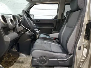 2004 Honda Element EX with VIN 5J6YH28574L000826, listed as a Copart auction lot 50240865 with 170,101 mi miles and Salvage Title. Bid and sale history available at DreamBid. Image 7.