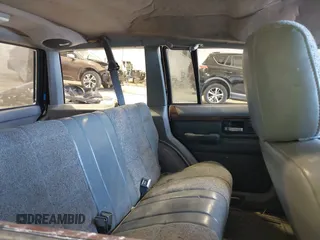 1996 Jeep Cherokee Country with VIN 1J4FJ78S6TL131226, listed as a IAAI auction lot 42367508 with 207,615 mi miles and . Bid and sale history available at DreamBid. Image 8.