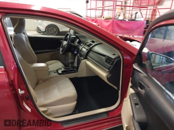 2012 Toyota Camry L z VIN 4T4BF1FKXCR235736, wystawiony jako IAAI lot #41199529 z przebiegiem 106 069 mil mil oraz . Historia ofert i sprzedaży dostępna na DreamBid. Obrazek 5.