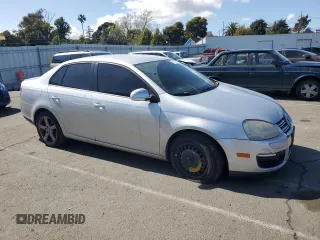 2009 Volkswagen Jetta S с VIN 3VWJZ71KX9M156475, выставлен на аукционе Copart как лот 51472775 с пробегом 165 967 миль миль и Чистый • Clean title. История ставок и продаж доступна на DreamBid. Изображение 4.